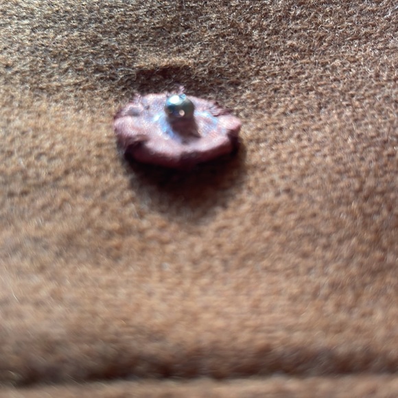 Vintage handmade embroidered snap closure clutch - Picture 6 of 6